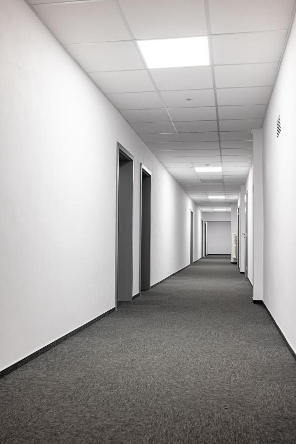 Hotel Zimni Stadion Slaný エクステリア 写真