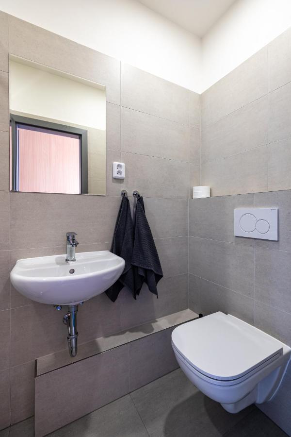Hotel Zimni Stadion Slaný エクステリア 写真